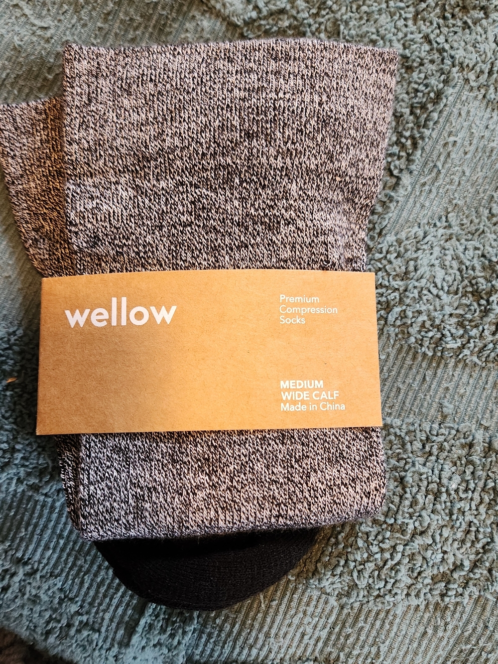 Wellow Gray Compression Socks - Medium Wide Calf